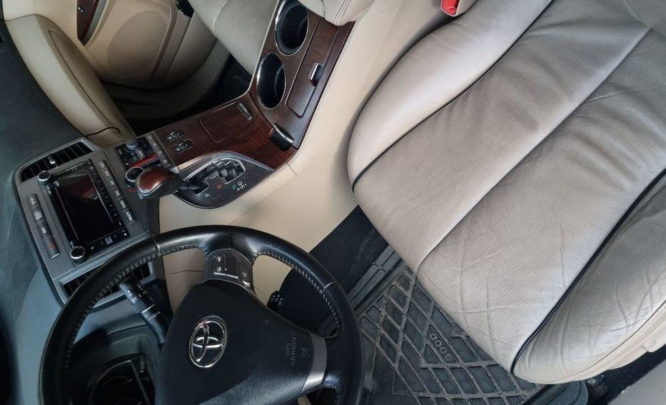 Продам Toyota Venza 2.7 AT AWD 2010 года в Киеве