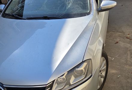 Продам Volkswagen Passat B7 2014 года в Киеве
