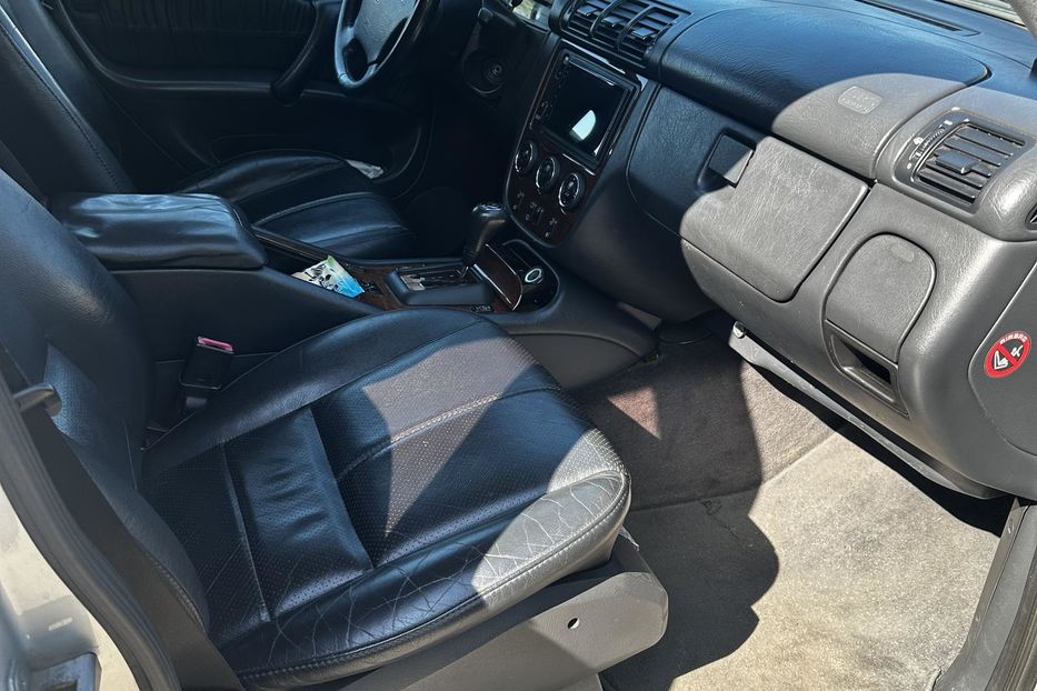 Продам Mercedes-Benz ML 270 2001 года в Киеве