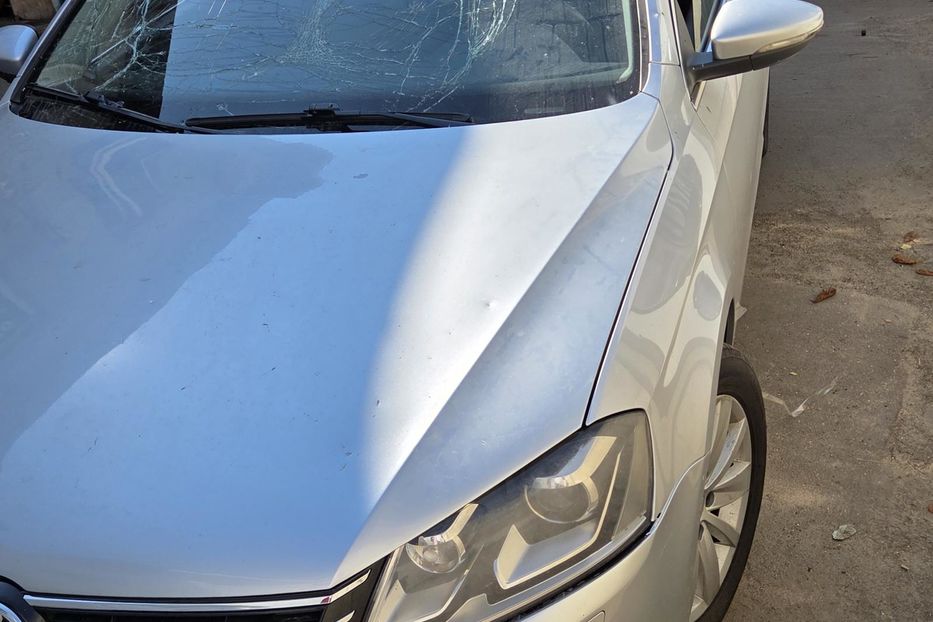 Продам Volkswagen Passat B7 2014 года в Киеве