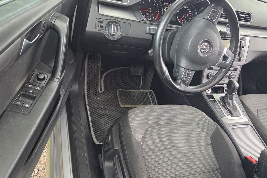 Продам Volkswagen Passat B7 2014 года в Киеве