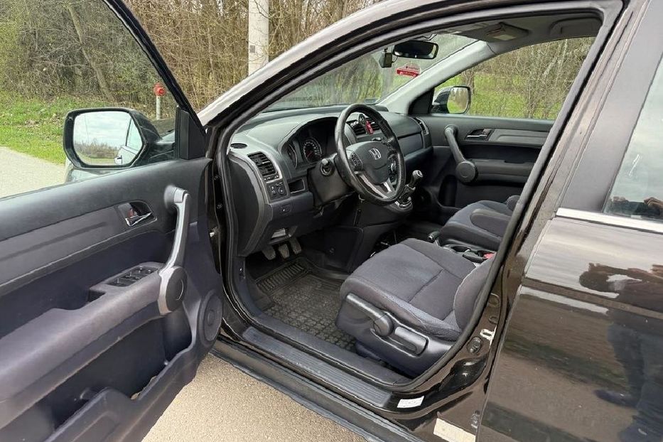 Продам Honda CR-V 2006 года в Днепре