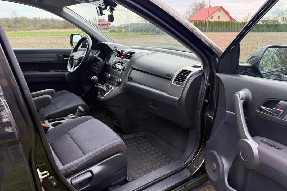 Продам Honda CR-V 2006 года в Днепре