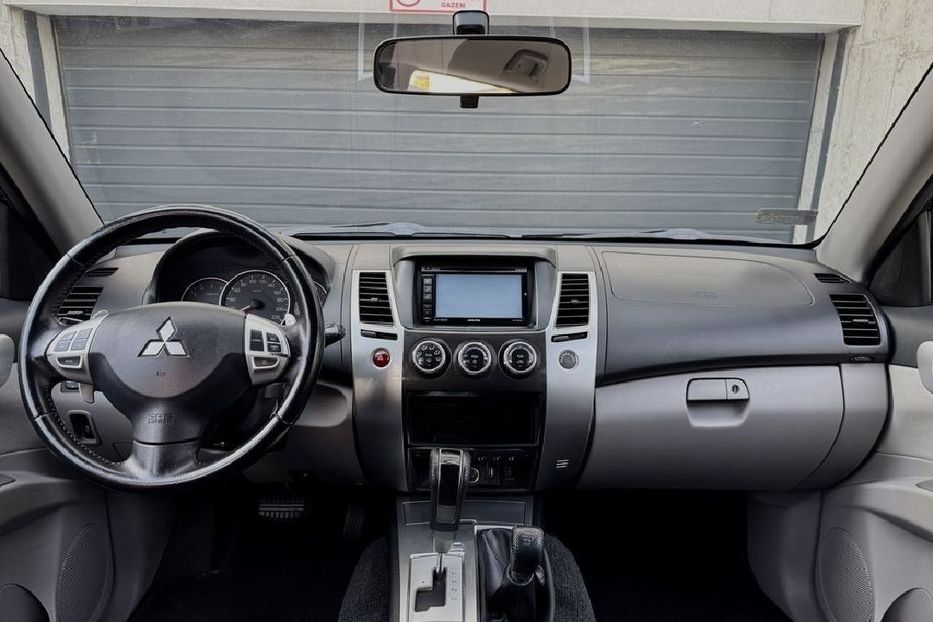 Продам Mitsubishi Pajero Sport 2012 года в Сумах