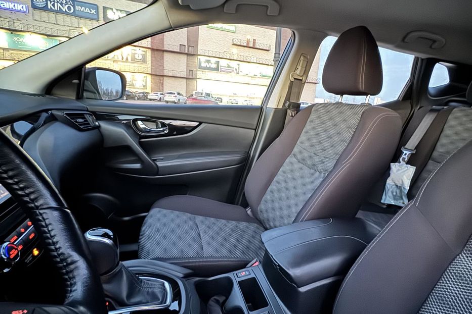 Продам Nissan Rogue Sport 2019 года в Харькове