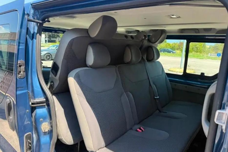 Продам Opel Vivaro пасс. 2006 года в Запорожье