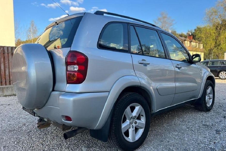 Продам Toyota Rav 4 2004 года в Запорожье