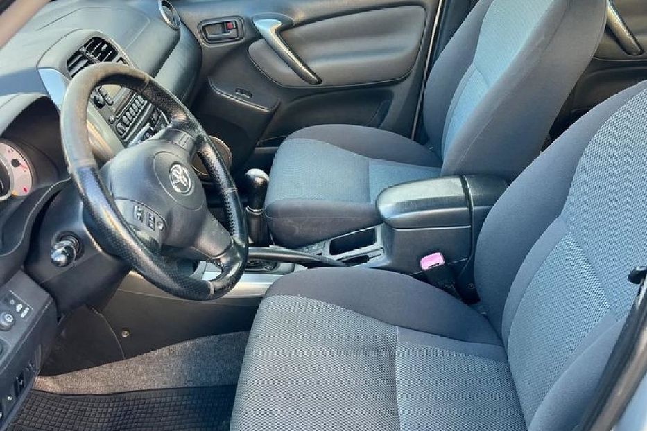 Продам Toyota Rav 4 2004 года в Запорожье