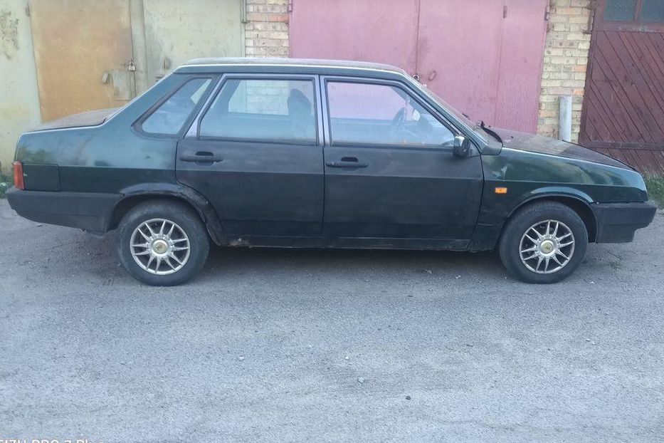 Продам ВАЗ 21099 гбо 2002 года в Киеве