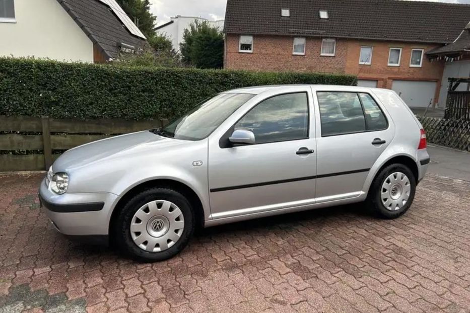 Продам Volkswagen Golf IV 2003 года в Киеве