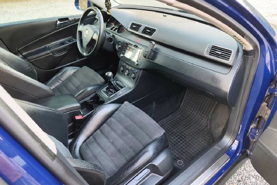 Продам Volkswagen Passat B6 2005 года в Харькове