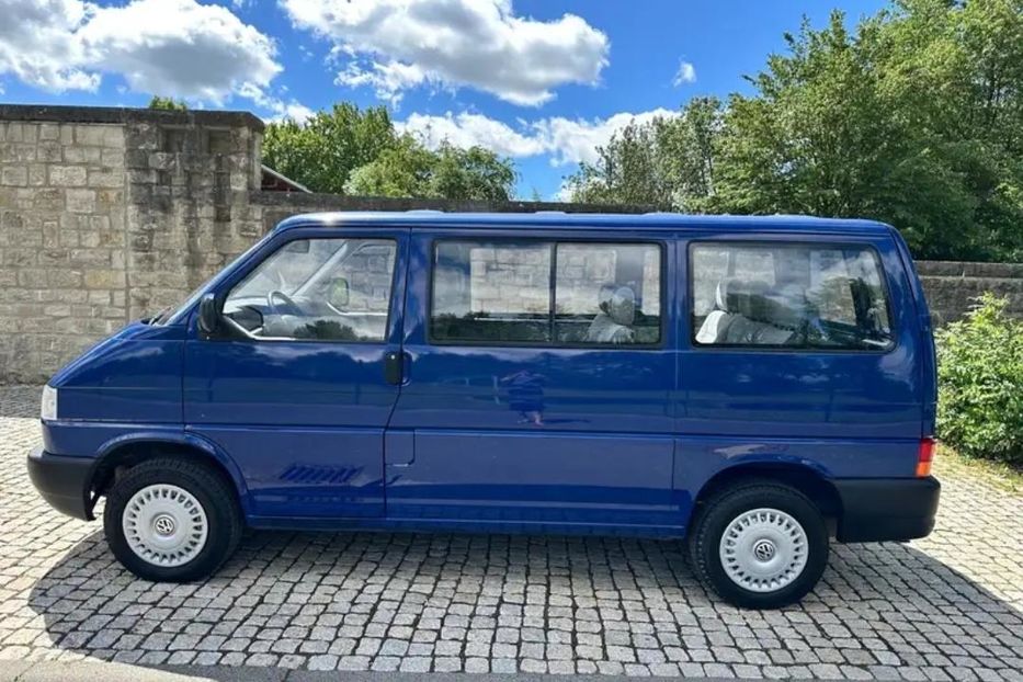 Продам Volkswagen T4 (Transporter) пасс. 2002 года в Запорожье
