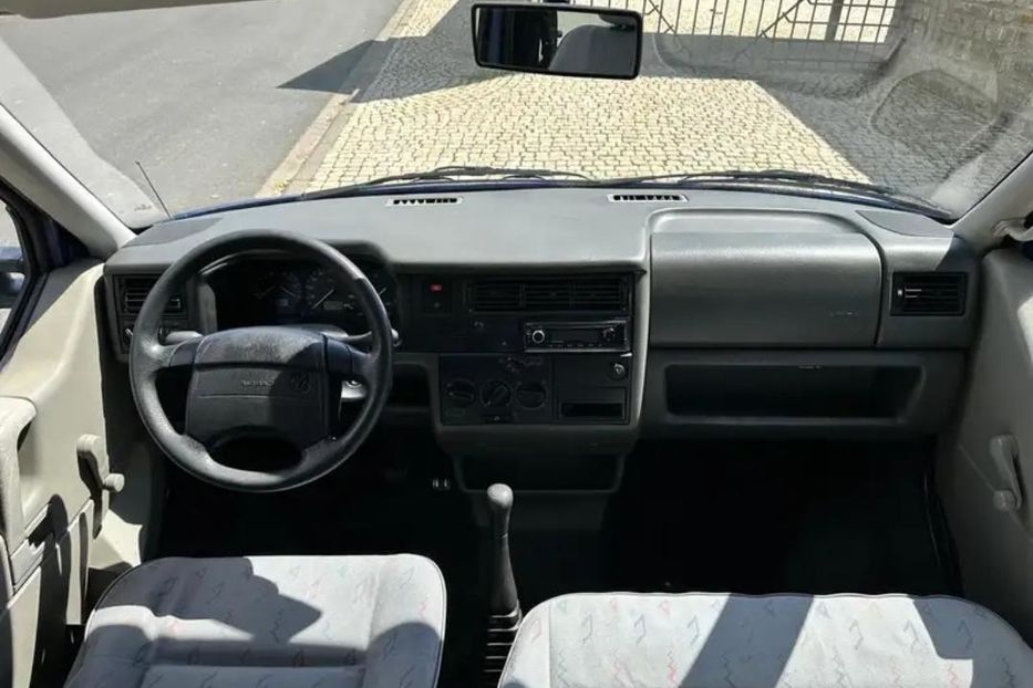 Продам Volkswagen T4 (Transporter) пасс. 2002 года в Запорожье