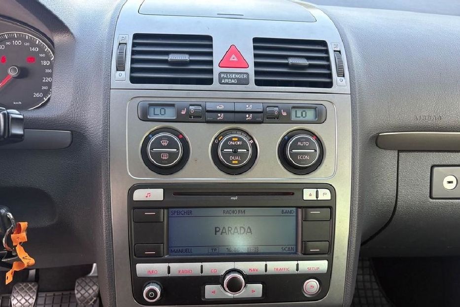 Продам Volkswagen Touran 2006 года в Херсоне