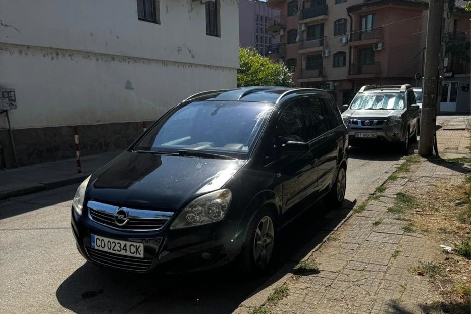 Продам Opel Zafira 2008 года в г. Павлоград, Днепропетровская область