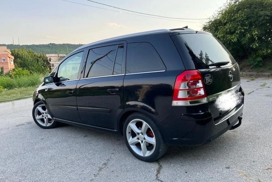 Продам Opel Zafira 2008 года в г. Павлоград, Днепропетровская область