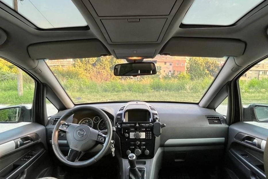 Продам Opel Zafira 2008 года в г. Павлоград, Днепропетровская область