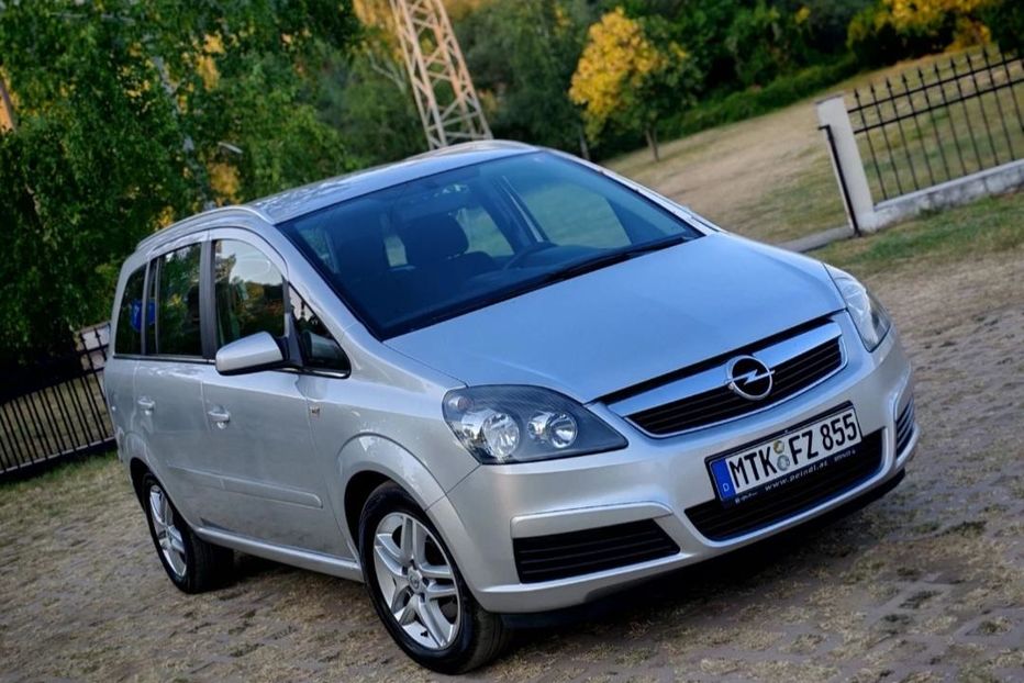 Продам Opel Zafira 2009 года в г. Павлоград, Днепропетровская область