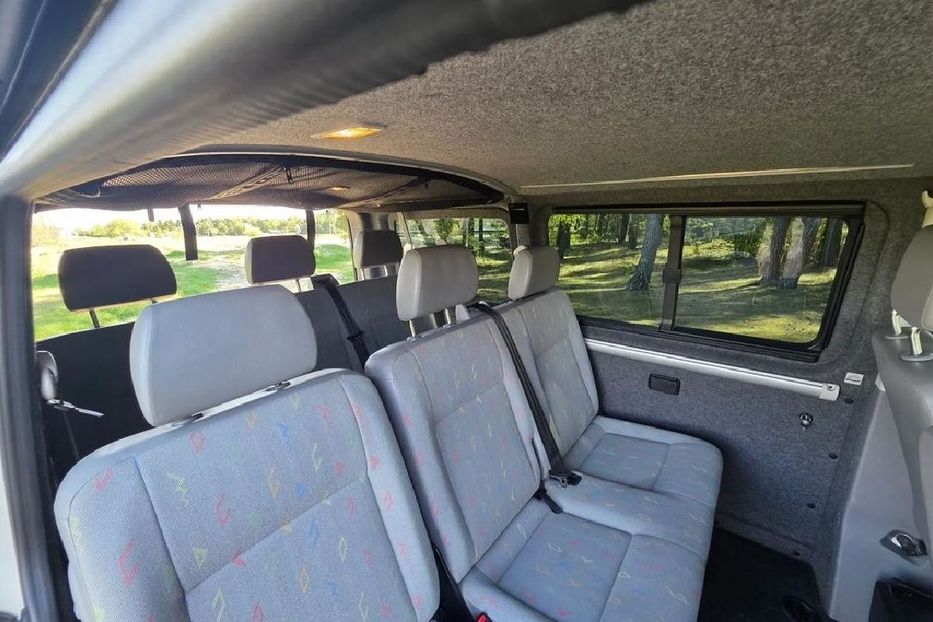 Продам Volkswagen T5 (Transporter) пасс. 2006 года в Харькове