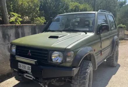Продам Mitsubishi Pajero 2000 года в Харькове