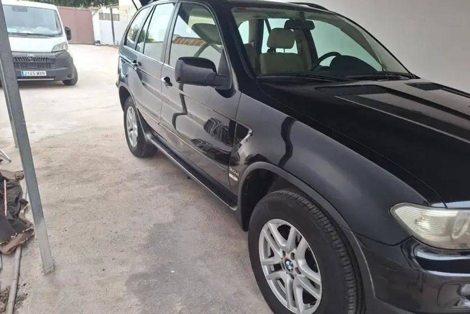 Продам BMW X5 2004 года в Николаеве