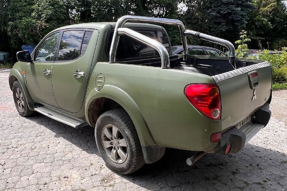 Продам Mitsubishi L 200 2006 года в г. Павлоград, Днепропетровская область