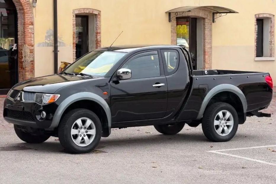 Продам Mitsubishi L 200 2006 года в Сумах
