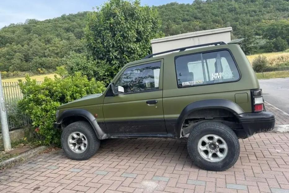 Продам Mitsubishi Pajero 2000 года в Харькове