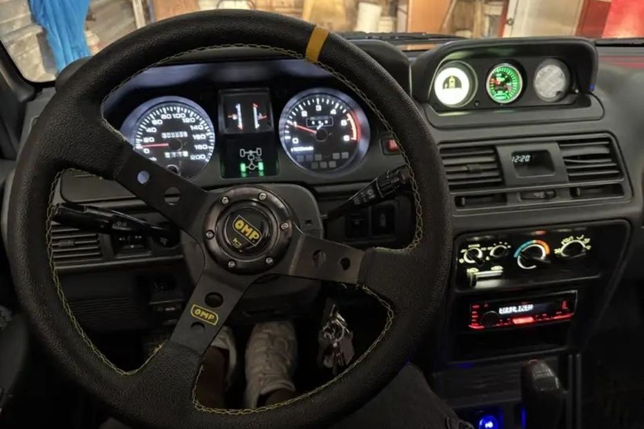 Продам Mitsubishi Pajero 2000 года в Харькове