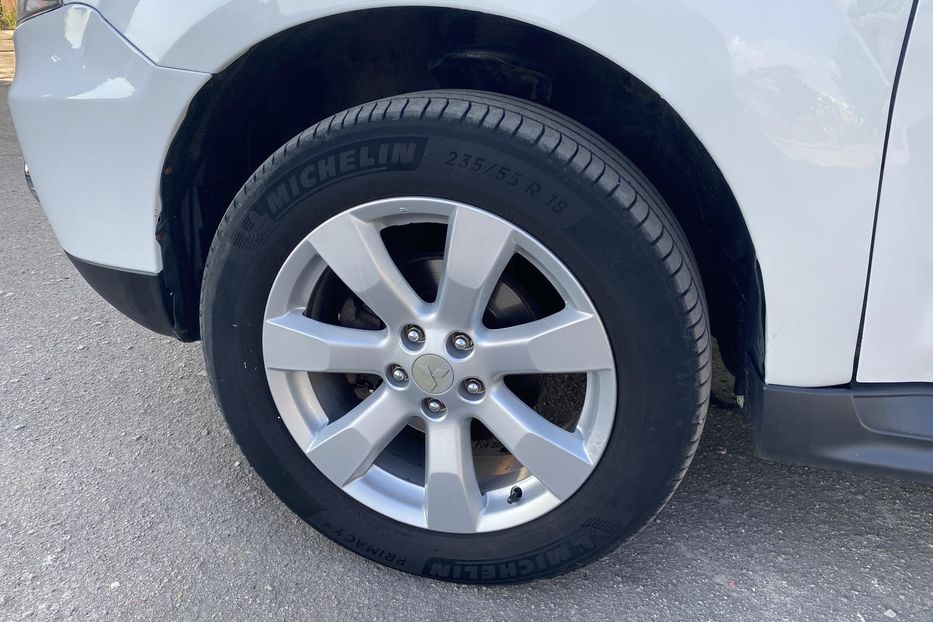 Продам Mitsubishi Outlander XL 2010 года в Харькове