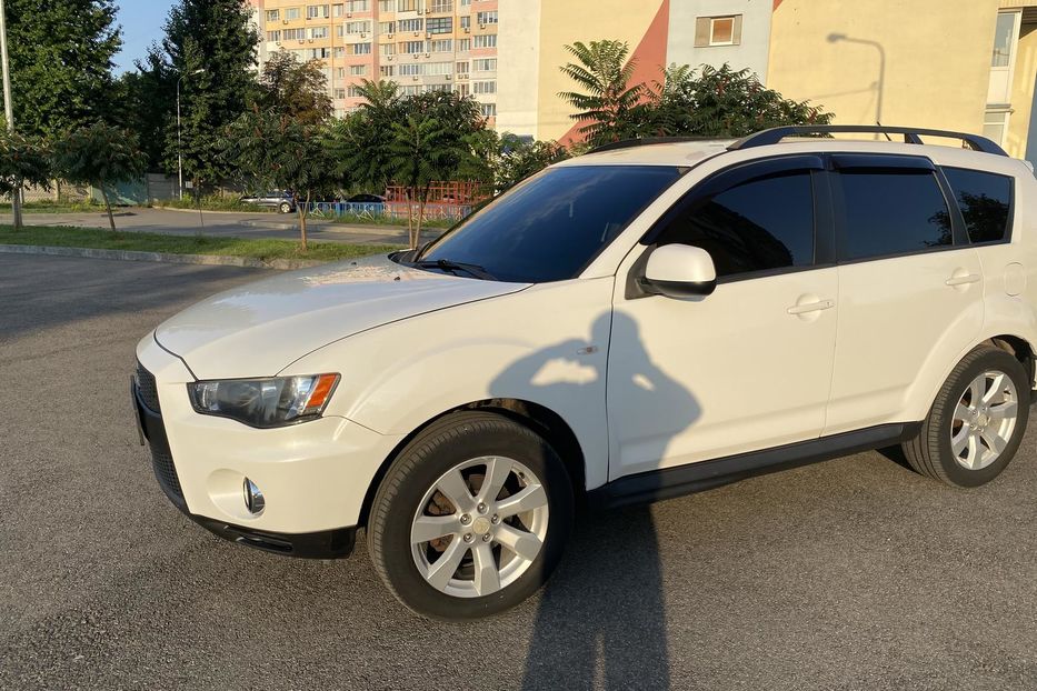 Продам Mitsubishi Outlander XL 2010 года в Харькове