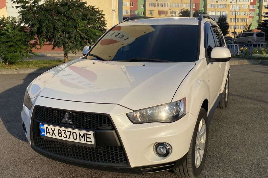 Продам Mitsubishi Outlander XL 2010 года в Харькове