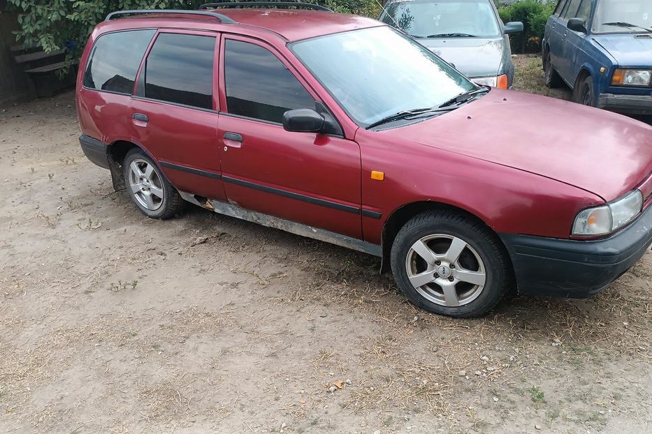 Продам Nissan Sunny 1993 года в г. Острог, Ровенская область