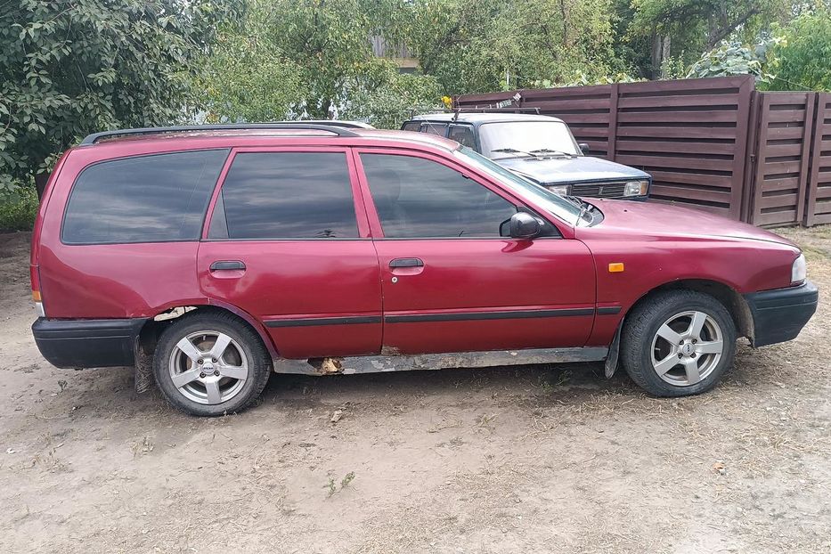 Продам Nissan Sunny 1993 года в г. Острог, Ровенская область