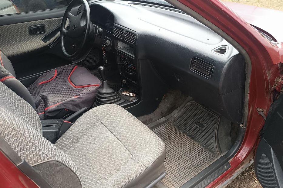 Продам Nissan Sunny 1993 года в г. Острог, Ровенская область