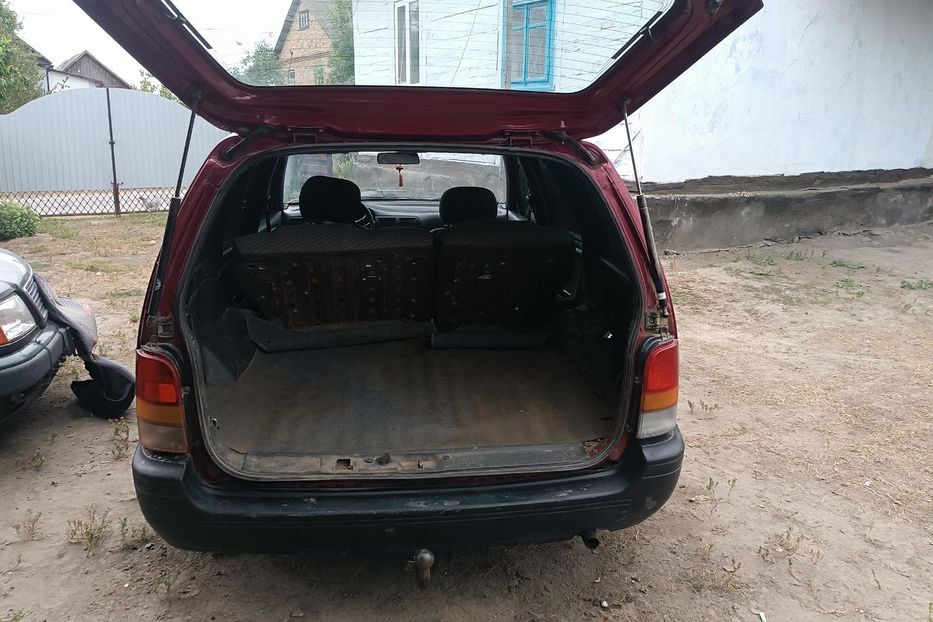 Продам Nissan Sunny 1993 года в г. Острог, Ровенская область