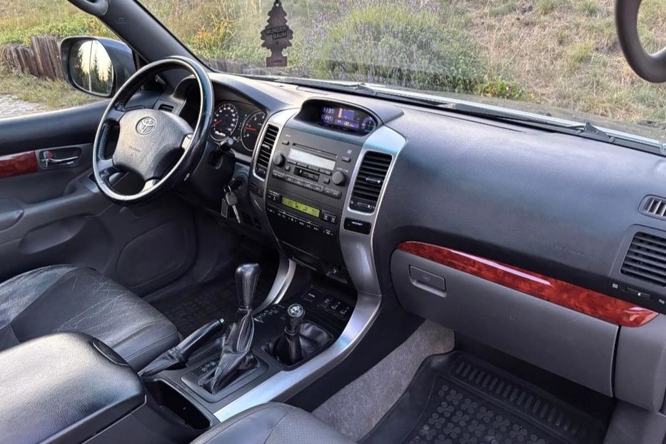 Продам Toyota Land Cruiser 100 2008 года в г. Павлоград, Днепропетровская область