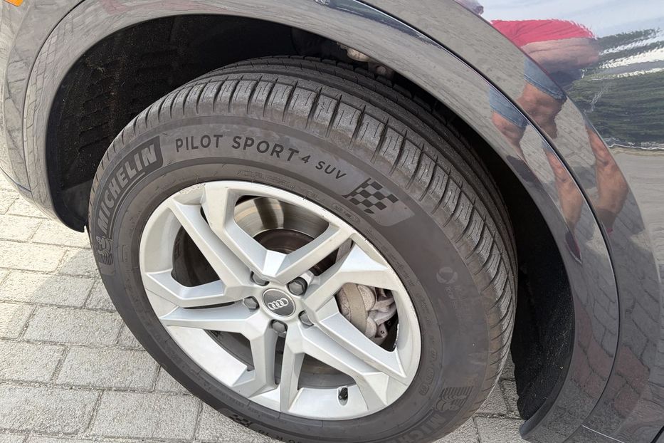 Продам Audi Q5 2017 года в Киеве