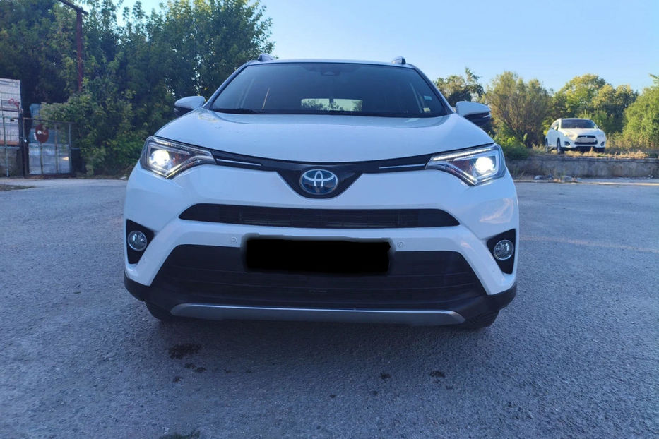 Продам Toyota Rav 4 2017 года в Одессе