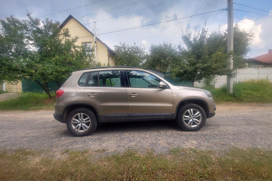 Продам Volkswagen Tiguan 1.4TSI 2013 года в Харькове