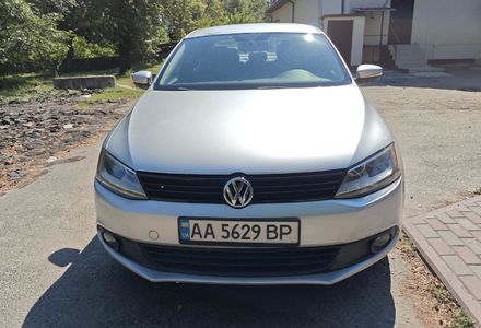 Продам Volkswagen Jetta 2011 года в Киеве