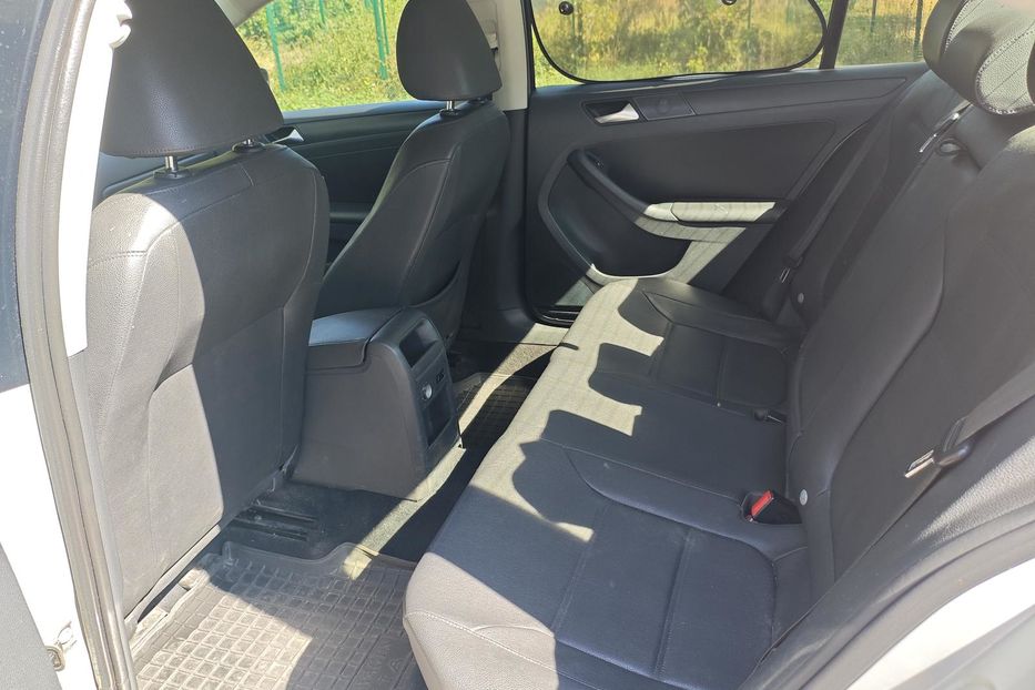 Продам Volkswagen Jetta 2011 года в Киеве