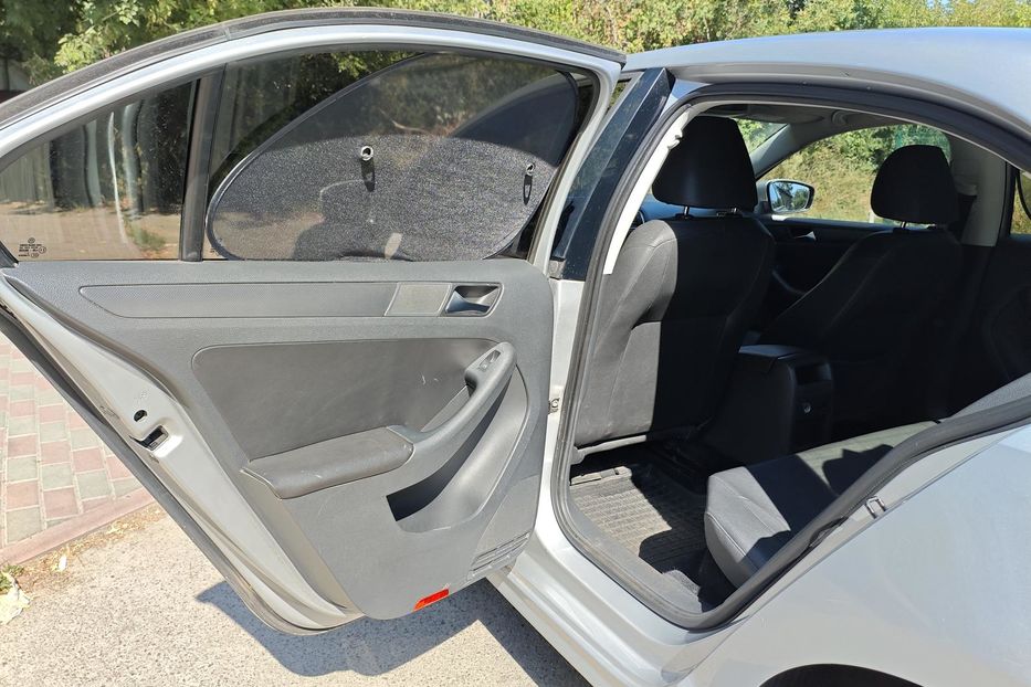 Продам Volkswagen Jetta 2011 года в Киеве
