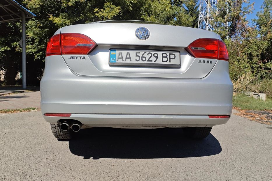Продам Volkswagen Jetta 2011 года в Киеве