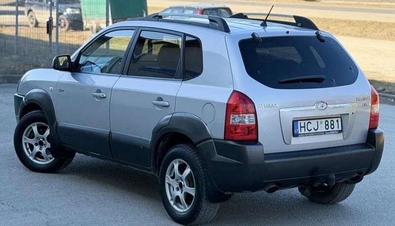 Продам Hyundai Tucson 2008 года в г. Изюм, Харьковская область