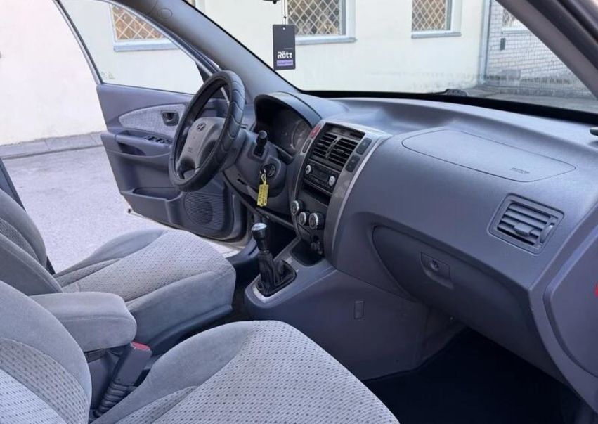 Продам Hyundai Tucson 2008 года в г. Изюм, Харьковская область