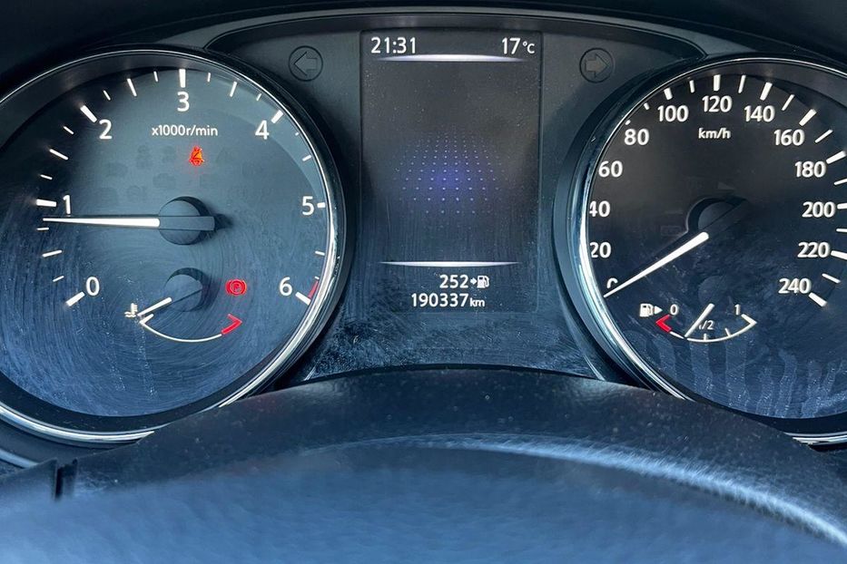 Продам Nissan Qashqai 1.5 CDI 2014 года в Киеве