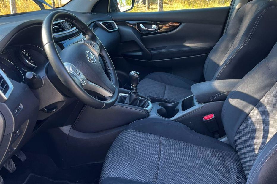 Продам Nissan Qashqai 1.5 CDI 2014 года в Киеве
