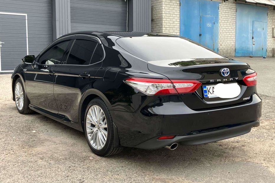 Продам Toyota Camry Prestige  2020 года в Киеве