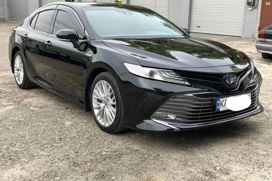 Продам Toyota Camry Prestige  2020 года в Киеве